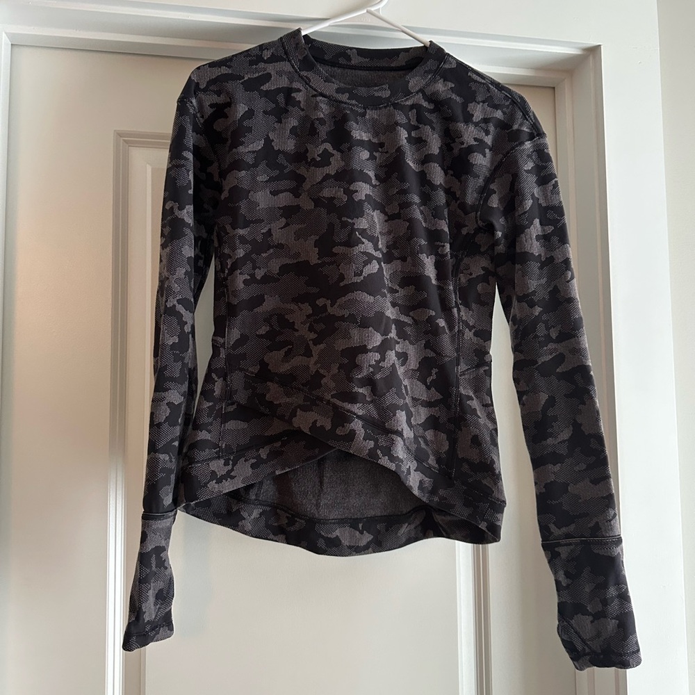 lululemon athletica Women's Long Sleeve Camo Crew - Black & Gray